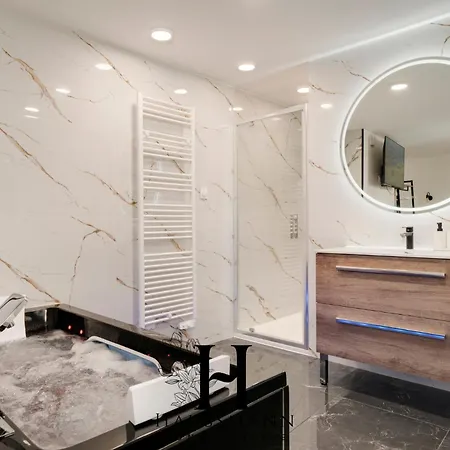 דירה Magnifique Luxe Jacuzzi Centre *