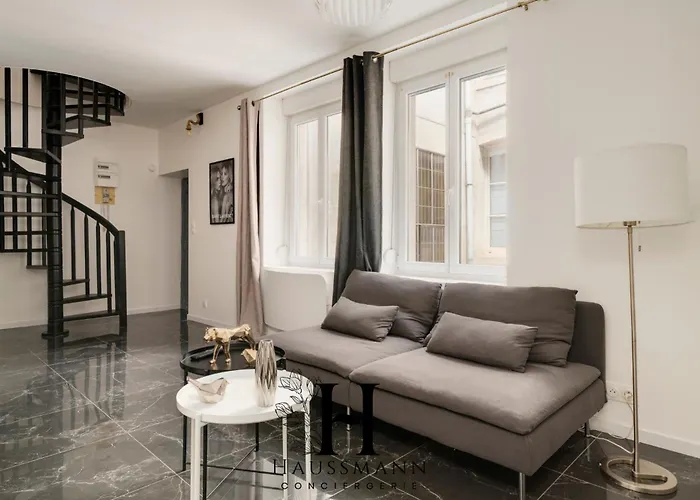 Magnifique Luxe Jacuzzi Centre *